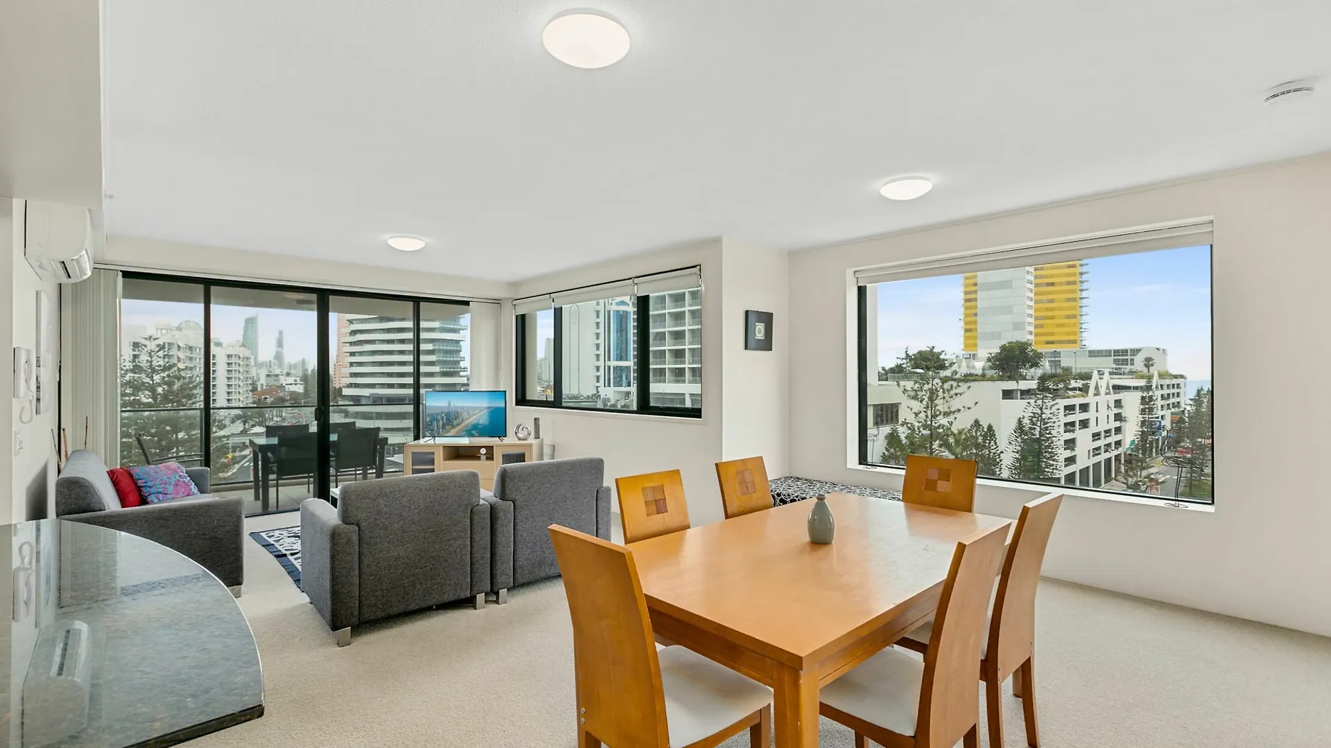Broadbeach On The Park - We Accommodate オーストラリア